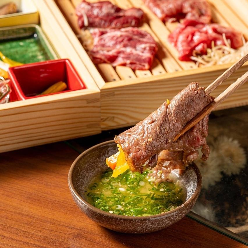 東梅田駅から徒歩1分！梅田の喧騒を忘れさせる隠れ家で焼きしゃぶやタンを堪能！