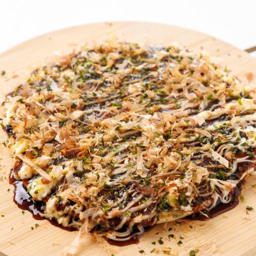 <<Recommended>> We also offer special dishes♪ Seafood Mixed Green Onion Okonomiyaki 700 yen (tax included)