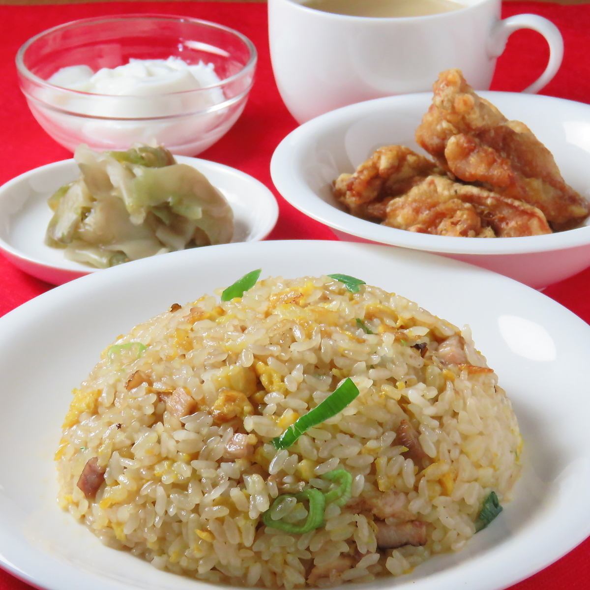 中華料理で12年腕を磨いた店主が作る餃子は全て手作り餃子です！