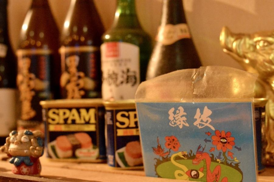 朝5時まで営業しておりますので、遅くからでも楽しむことができます☆県外からのお客様も、接待などでのご利用にも最適です◎お料理にもこだわっており、人気の沖縄料理をお出ししています。