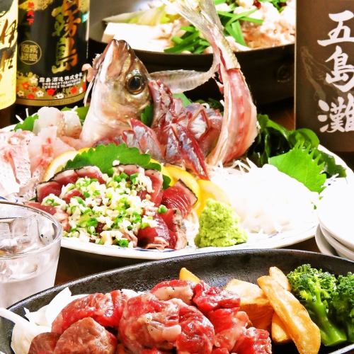 無限暢飲套餐4,000日圓～★主菜是牛排♪還有可以同時享用生魚片和牛排的作串套餐。