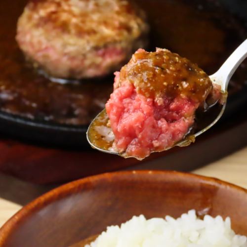 スプーンで堪能する贅沢なひととき