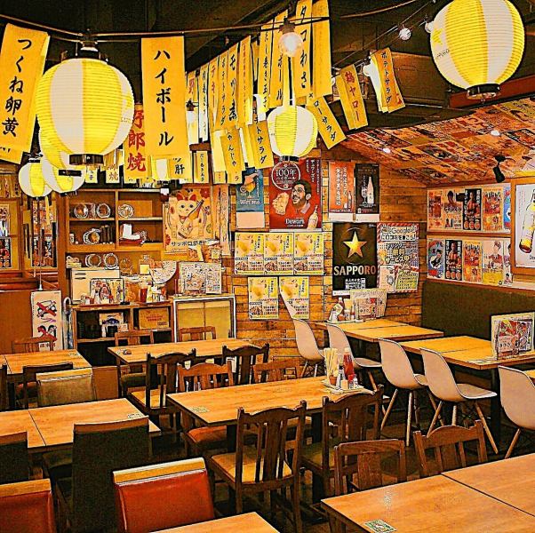 [Popular izakaya] The interior is popular when you feel like a festival! We offer a wide variety of seats such as table seats, sofa seats, box seats, etc. so that you can relax and enjoy the proud izakaya food and cheap drinks Don't forget to try the famous fried chicken (¥ 199 each) Tori!