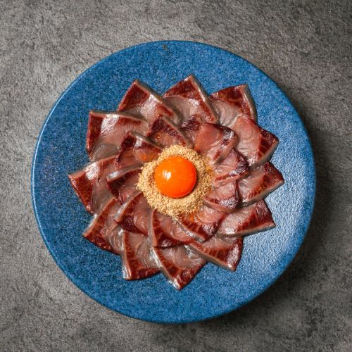 【名物のゴマかんぱちは日本酒・焼酎にも相性抜群！】