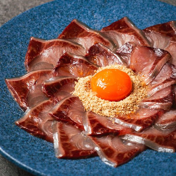 【名物のゴマかんぱちは日本酒・焼酎にも相性抜群！】