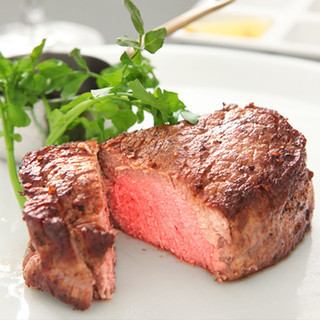[Lunch] Carefully selected Kuroge Wagyu beef fillet steak (120g) cooked at low temperature until tender