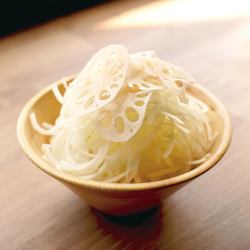 A huge pile of onions