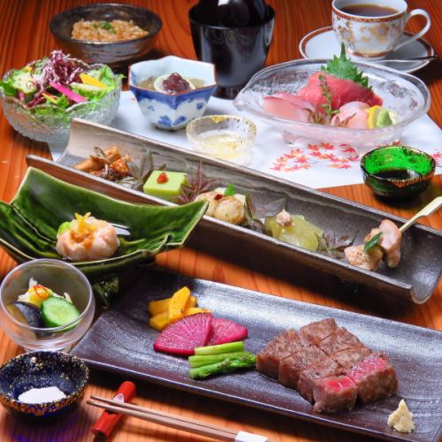 【厳選肉料理と魚料理をご堪能下さい】武蔵コース　全10品　15,000円（税抜）　※写真は彩コースです。
