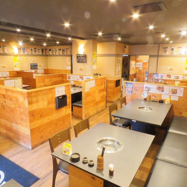 Warm and cozy interior ♪ Table seating for up to 23 people, charter for up to 40 people! Recommended for banquets and welcome and farewell parties ◎ Yao / Kintetsu Yao / Sakudake / All-you-can-drink / Banquet / Welcome party / Women's party