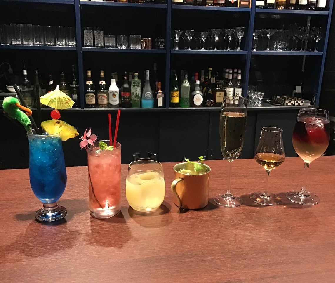 軽めに 2軒目に お洒落なカクテルはいかがですか レイトスタートコース 3000円 税込 Dining Cocktail Lucky Star Bar