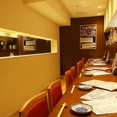 This is recommended for people who like dates, food, and alcohol.A counter where you can sit side by side is perfect for situations where you want to enjoy a long conversation.Enjoy a luxurious night in Esaka with the chef's recommended dishes and drinks.Drinking alone after work is also welcome.
