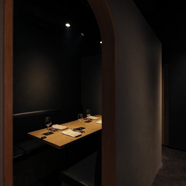 [Limited to 1 completely private room] You can relax in a private space.Rooms that accommodate 4 people per room are very popular.Early reservations are recommended! (Umeda/Date/French/Counter/Birthday/Anniversary/Girls' party/Private room/Completely private room/Higashi Umeda/Wine)
