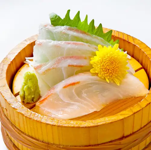 鯛の刺身