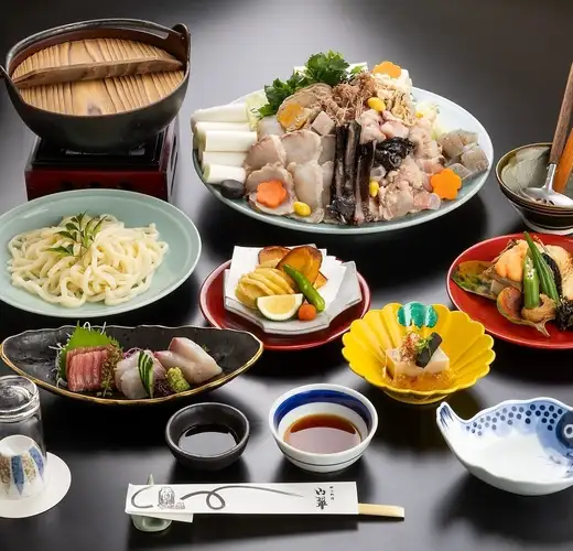 2小时畅饮套餐：7,000日元（含税）【需预约】安康鱼火锅或叉烧鸡火锅