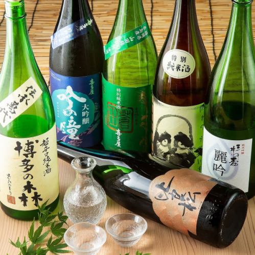 At the Shiroya Hakata Station Chikushiguchi store, we have a large selection of local sake from Kyushu!