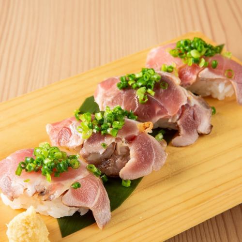 Domestic chicken tataki sushi