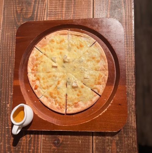 Quattro Fromage (with maple syrup)