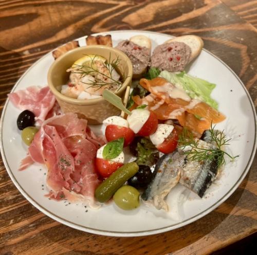 【当日OK！120分飲み放題付サクッと気軽会コース】熟成肉のステーキやパスタ全6品3900円(税込)
