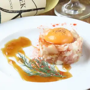 生培根配松露酱