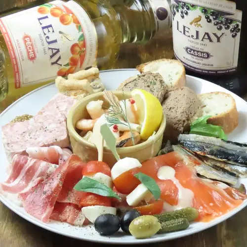 【当日OK!120分飲み放題付サクッと気軽会コース】熟成肉のステーキやパスタ全6品3900円(税込)