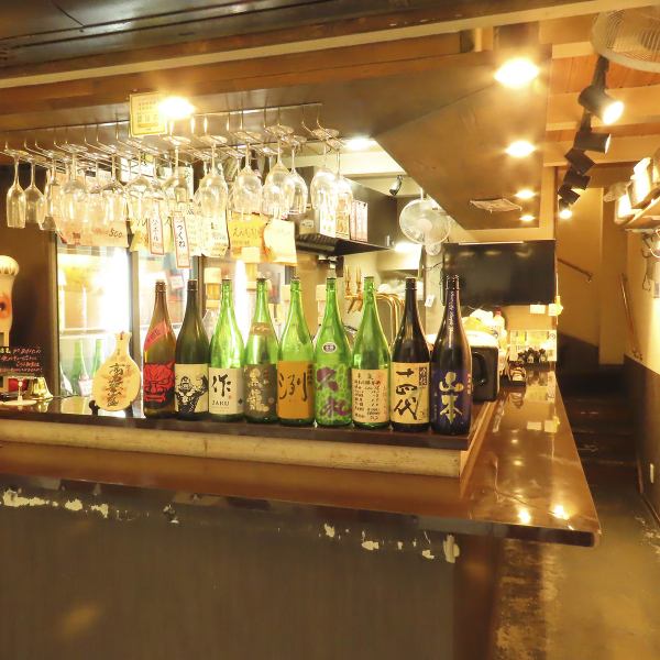 友人や仲間と一緒に、アットホームな雰囲気で焼き鳥とお酒を楽しむことができ、楽しいコミュニケーションの場を提供します。手軽さと楽しさが魅力のセルフ焼き鳥立ち飲みスタイルは、忙しい日常の中でリラックスできるひとときです。
