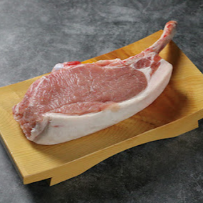 숙성 뼈가 달린 로스 250g