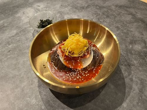매운 비빈 냉면
