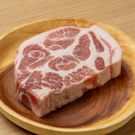 熟成モックサル(豚肩ロース)　Aged pork neck　150ｇ