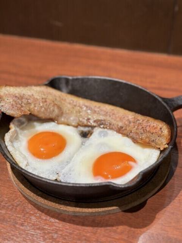 自家製ベーコンステーキegg