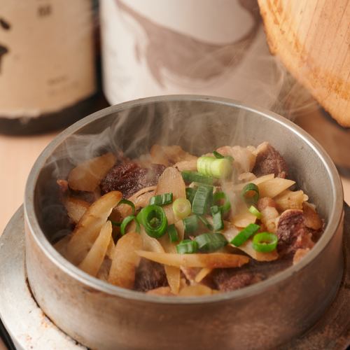 国産牛と牛蒡の絶品土鍋ご飯