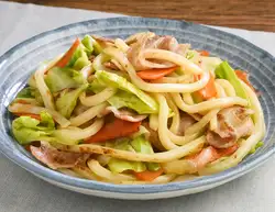 鮮美湯汁炒烏龍麵