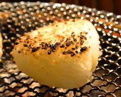 烤味噌飯糰，醃梅飯糰
