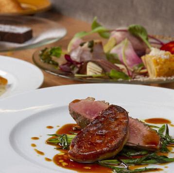 【On y va】尽享顶级美食♪9道法式主厨精选套餐5,800日元（含税）