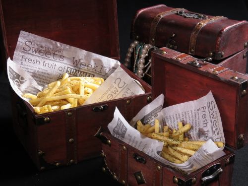 Treasure chest French fries regular 380 mega prime (what a triple!)