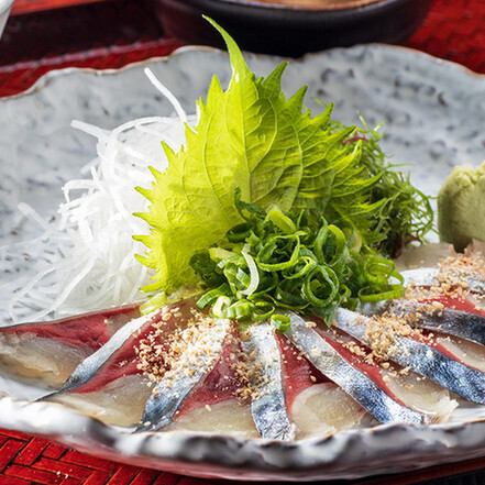 芝麻鲭鱼套餐