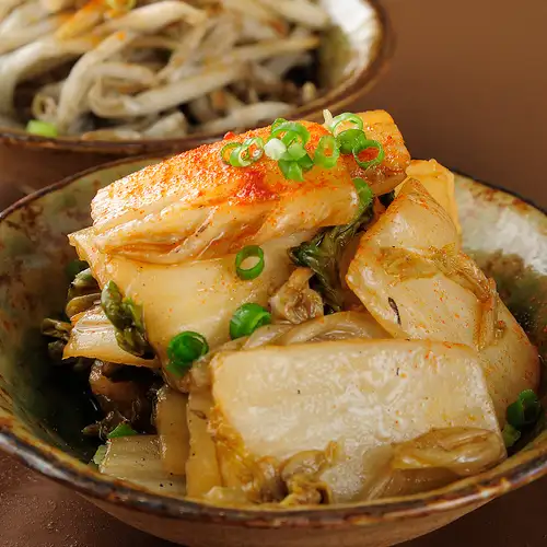 Charcoal-grilled napa cabbage namul