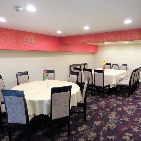 There is a round table for 7 to 10 people and a table for 10 to 15 people on the 2nd floor, so it is recommended for large numbers of people such as banquets ♪ We also accept charters, so please feel free to contact us!