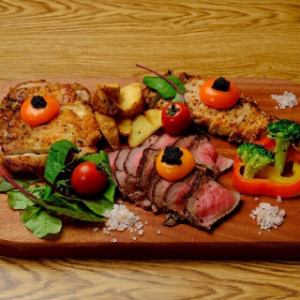 "贅沢" ステーキ食べ比べ"キャビアのせ"