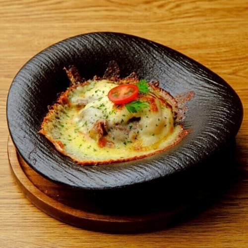 丸ごと玉ねぎと和牛のチーズオーブン焼き