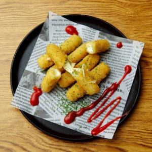 モッツアレラチーズのスティック揚げ