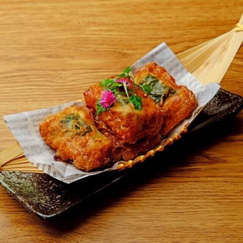 海老と山芋の湯葉包み揚げ