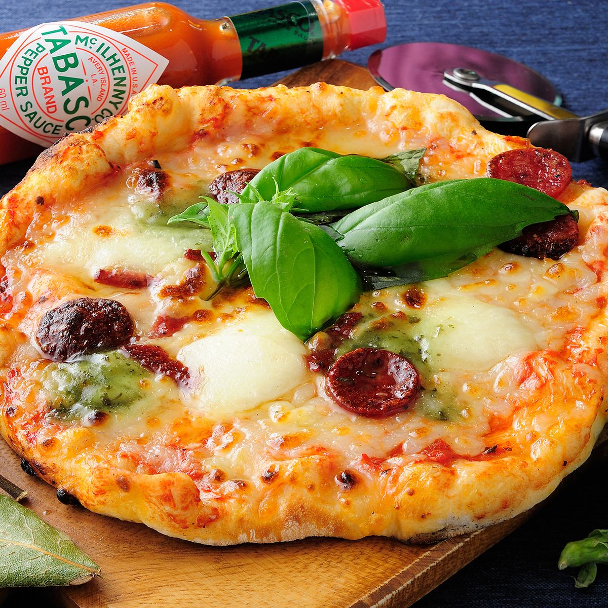 가게의 피자 가마에서 구워 본격적인 피자는 어떻습니까?