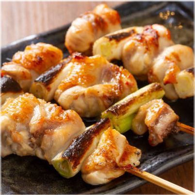 こだわりの焼き鳥は必ずご賞味下さい!ブランド鶏の焼き鳥は数量限定です!