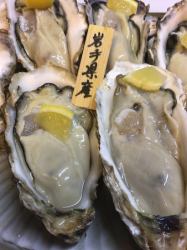 Assortment of 3 kinds of raw oysters for 1 person [1340 yen]
