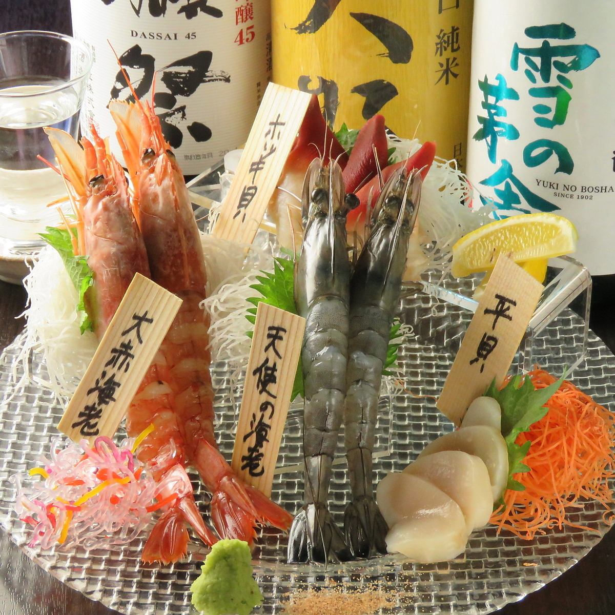 新鮮な牡蠣と海老をご用意しております。