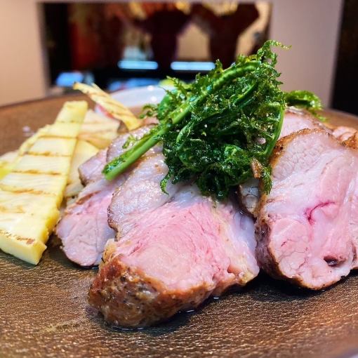 标准套餐 8道菜，总计5000日元（含税）