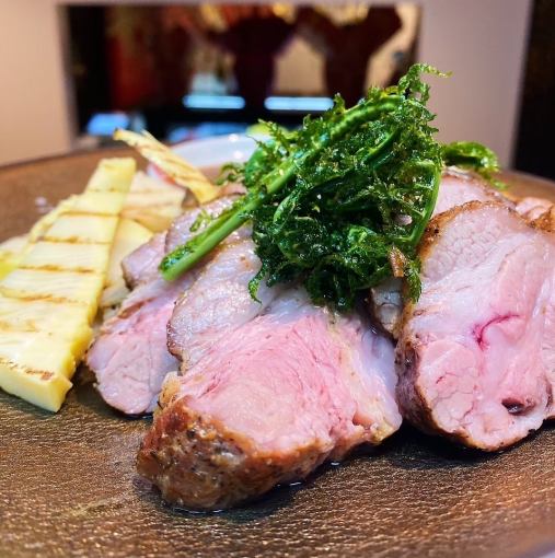 标准套餐 8道菜，总计5000日元（含税）