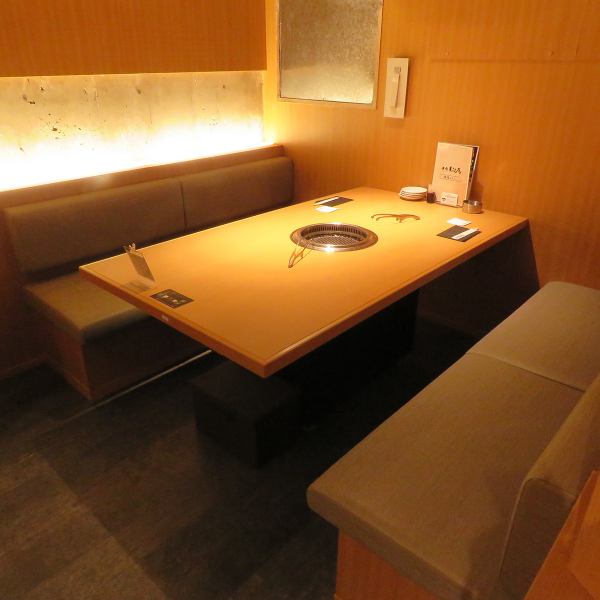 【提供全私人私人空間】非常適合慶祝約會、週年紀念日、生日等特殊場合,以及為重要客戶提供休閒娛樂。請光臨我們的餐廳「Yakiniku Muraki」!