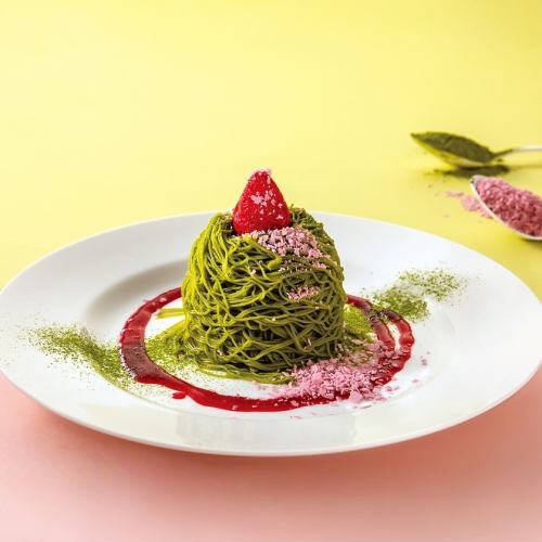 苺と抹茶のモンブラン