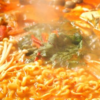 ●Available on the day●120 minute limit●Korean Jjigae hotpot + Korean food all-you-can-eat and drink over 100 types 4280 yen → 2680 yen